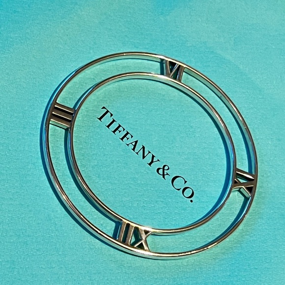 Tiffany and Co. Retired atlas bangle - Picture 5 of 10
